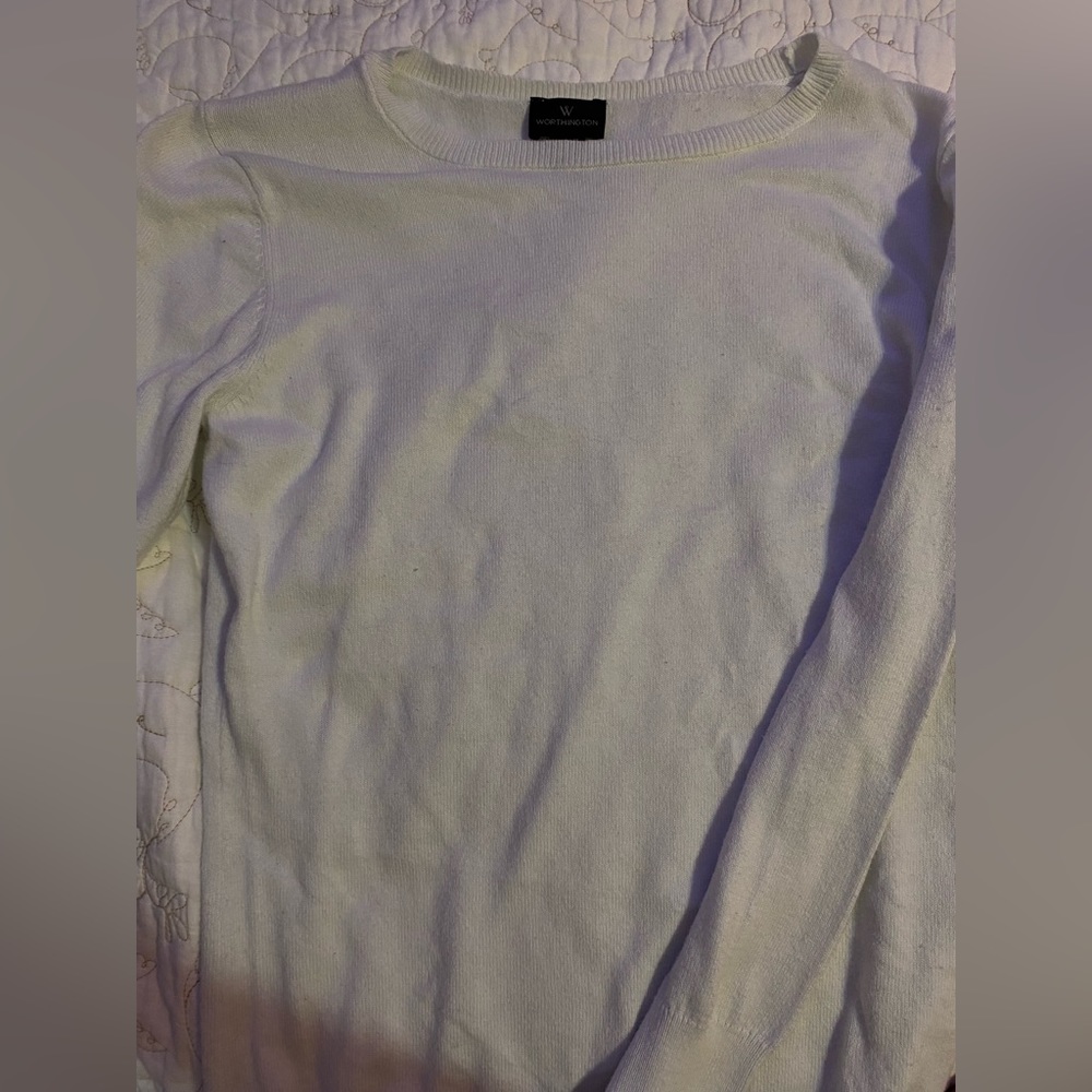 basic shite long sleeve